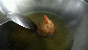 大虾两吃-黄金芝士虾球和油爆虾头的做法步骤8