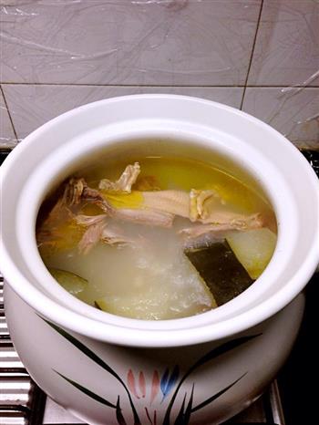 冬瓜薏米海参老鸭汤的做法步骤3