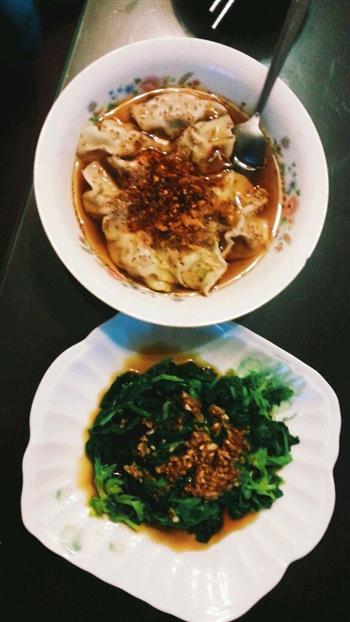 芹菜两吃-芹菜虾仁酸汤水饺，蒜泥芹菜叶的做法步骤8