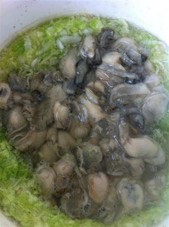 白菜牡蛎汤的做法步骤4