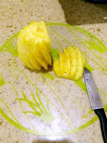 菠萝酱的做法图解1