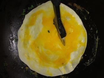 鸡蛋韭菜饼的做法步骤3