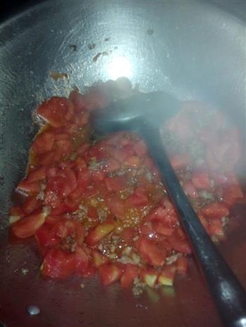 番茄肉酱意大利面的做法步骤4