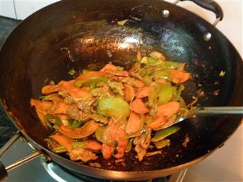 胡萝卜莴笋炒肉片的做法步骤11