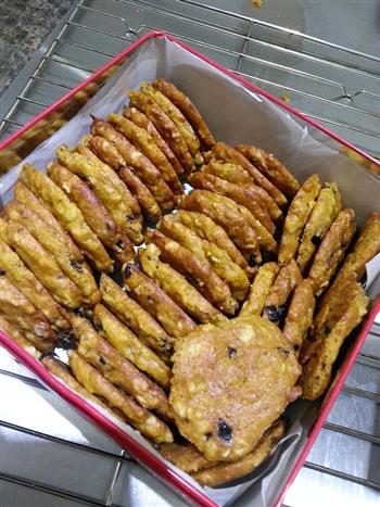 快手饼干-软式南瓜核桃燕麦蓝莓饼干的做法步骤6