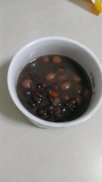 红豆花生汤的做法步骤2