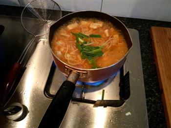 辣辣微酸泡菜汤的做法步骤7