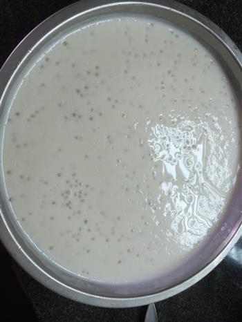 西米牛奶椰汁糕的做法步骤4