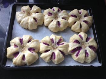 酸奶紫薯花朵面包的做法步骤9