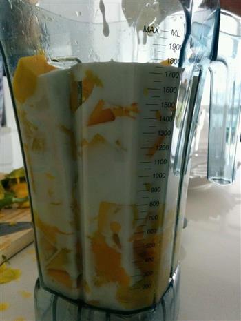 芒果酸奶的做法图解1