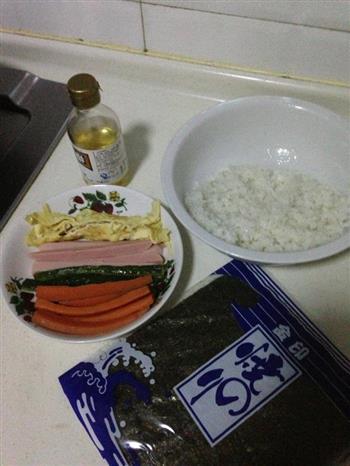 紫菜包饭的做法步骤1