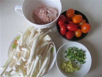 蘑菇番茄肉丸汤的做法步骤1