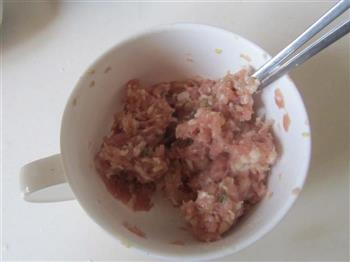 蘑菇番茄肉丸汤的做法步骤3