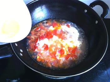 番茄紫菜蛋汤的做法步骤5