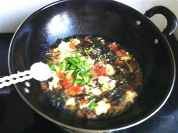 番茄紫菜蛋汤的做法步骤9