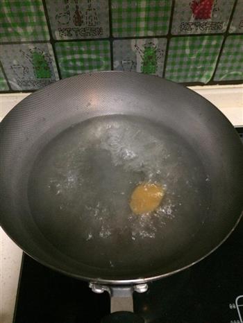 金银蛋上汤菠菜的做法步骤2