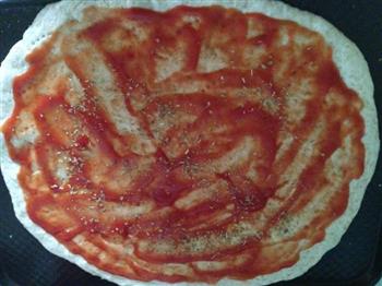 舌尖2小小望潮变身记  全麦底海陆双鲜披萨的做法步骤8