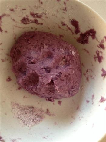 宝宝食谱奶香紫薯球的做法图解1