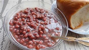 红豆薏仁汤的做法步骤3