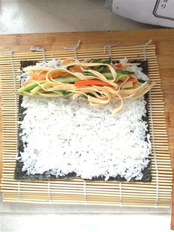 自制泡菜寿司的做法步骤4