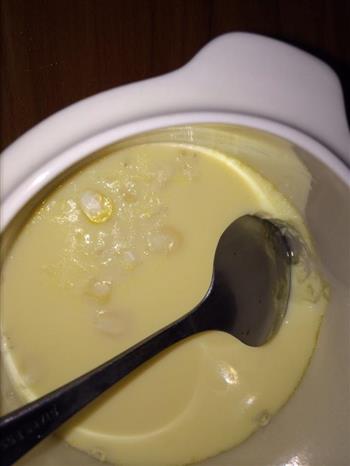 牛奶玉米鸡蛋布丁的做法步骤3