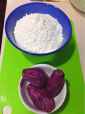 紫薯牛奶馒头的做法步骤1