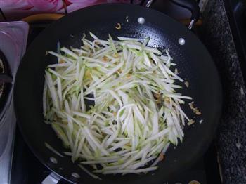 瑶柱虾米节瓜粉丝煲的做法图解9