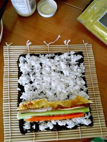 寿司卷的做法步骤3
