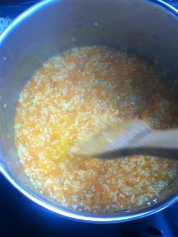 螃蟹红豆乳酪奶黄包+胡萝卜小米粥的做法步骤17