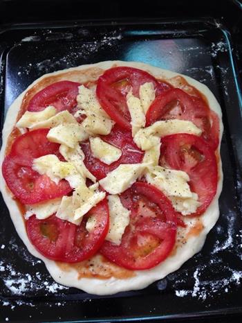 Pizza Margarita-传统意式披萨的做法图解3