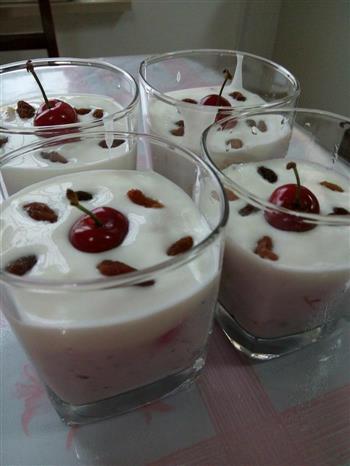 蓝莓水果酸奶的做法步骤5