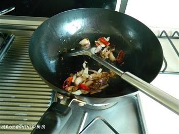 配米饭贼香的-干锅菜花的做法步骤4