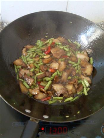 肉炒豇豆的做法步骤7