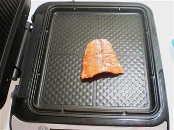 煎烤三文鱼 的做法图解4
