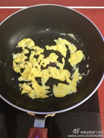 黑椒香肠蛋炒饭的做法步骤2