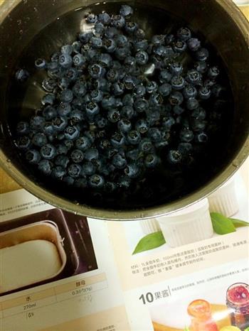 自制蓝莓果酱的做法步骤2
