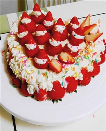 爱心草莓奶油蛋糕的做法步骤4