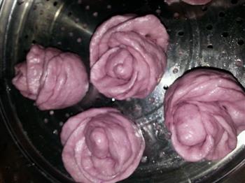 紫薯玫瑰馒头的做法图解5