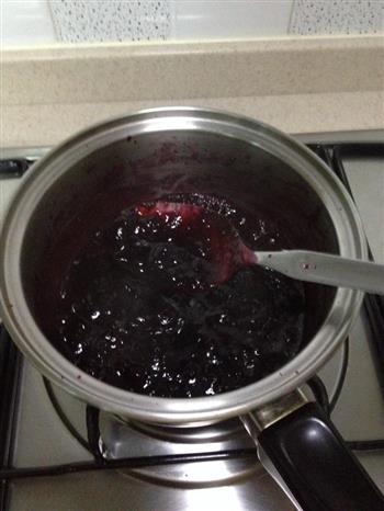 蓝莓果酱的做法步骤3