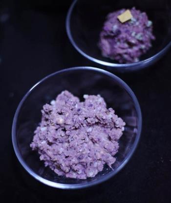 紫色土豆泥的做法步骤2