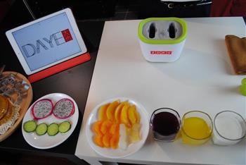 夏日不通电，7分钟自制健康冰食-DIY水果棒冰的做法图解1
