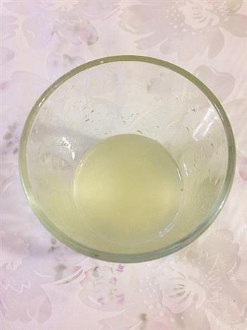初夏的冰凉-薄荷冰柠檬红茶的做法步骤4