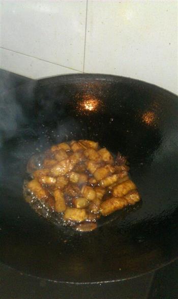 红烧肉烧土豆的做法步骤5