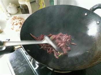 洋葱炒牛肉的做法步骤2