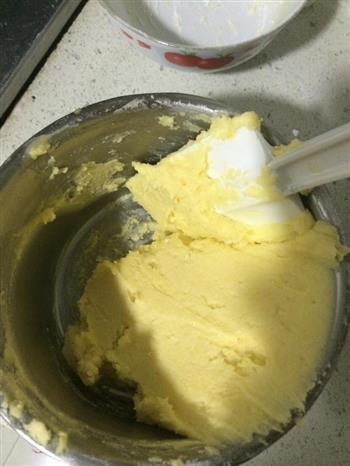 黄油曲奇饼干的做法步骤3