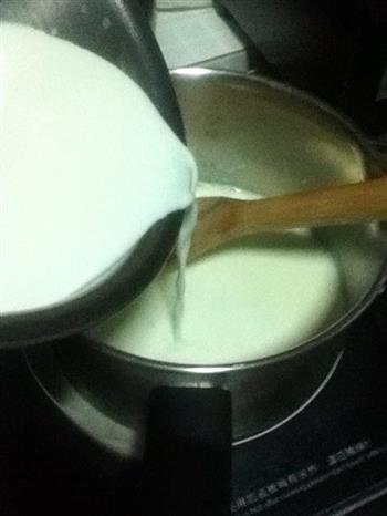 芒果牛奶冻的做法步骤3