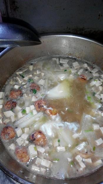 冬瓜豆腐丸子丸子蔬菜汤的做法步骤2