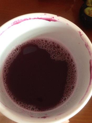 冰镇葡萄汁绝对清甜的做法步骤5