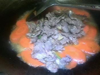 胡萝卜炒牛肉的做法步骤5
