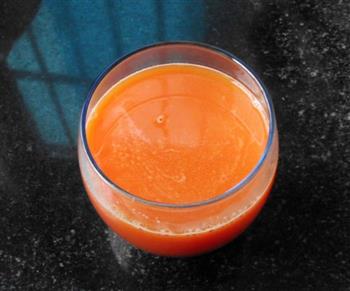胡萝卜番茄南瓜汁的做法图解6